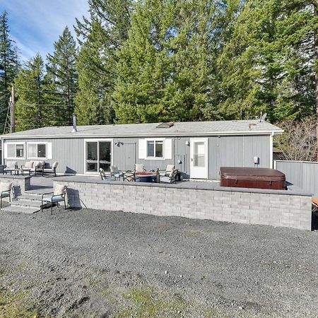 Riverfront Home With Deck, Near Mount Rainier! Packwood Zewnętrze zdjęcie